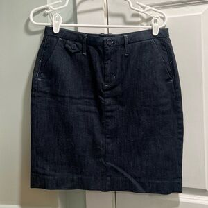 Banana Republic - A Line Midi Jean Skirt, size 4